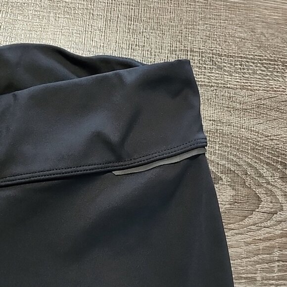 ☀️ Alala "Captain Crop Tight" Leggings ☀️ - Picture 2 of 7